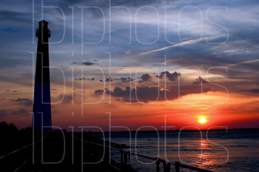 Lighthouse April Sunset (Color)